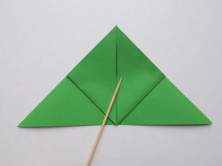 Как сложить оригами «прыгающая лягушка» своими руками? Смотрите инструкцию и мастер-класс с подробным описанием и фото!